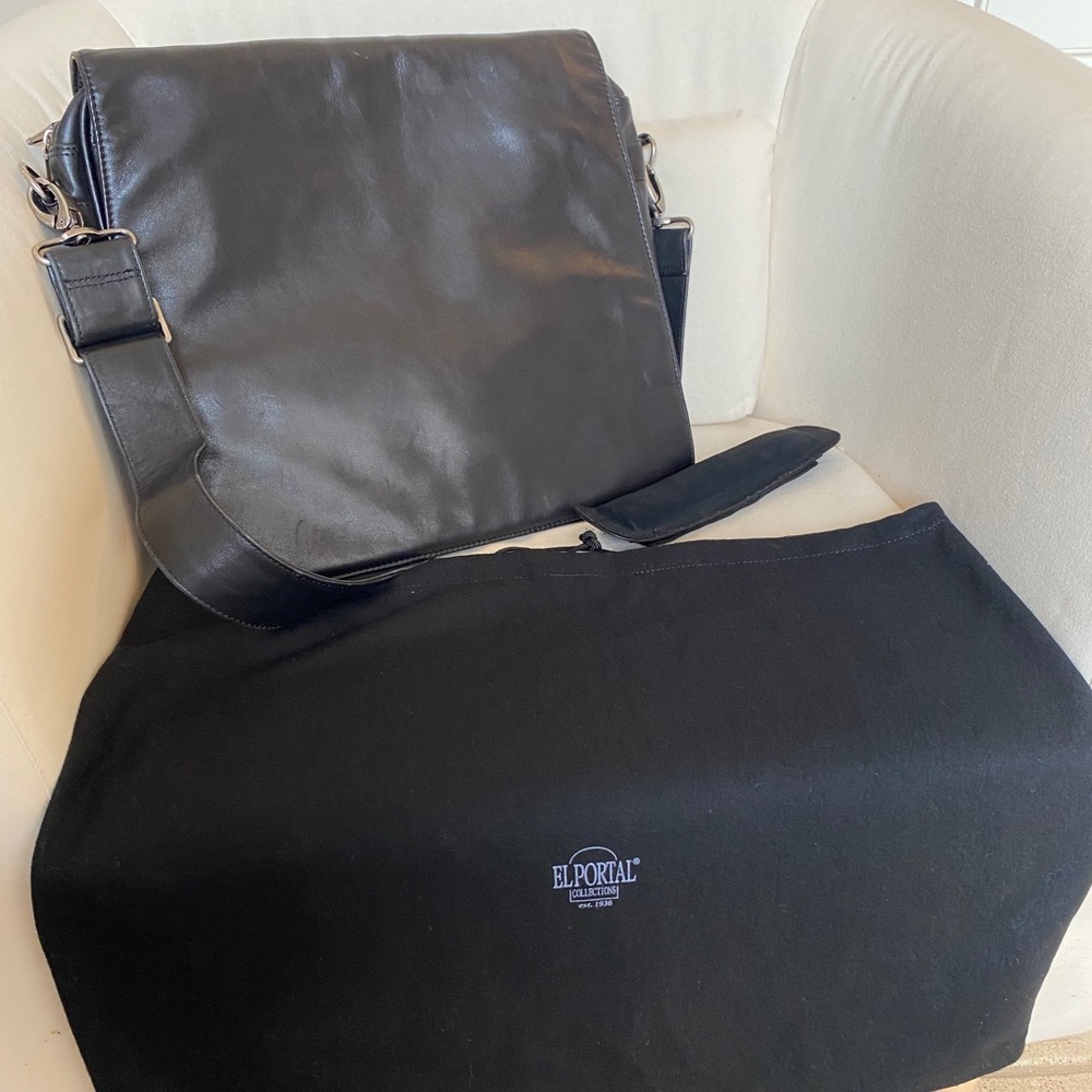 El Portal Genuine Black Leather Messenger Bag